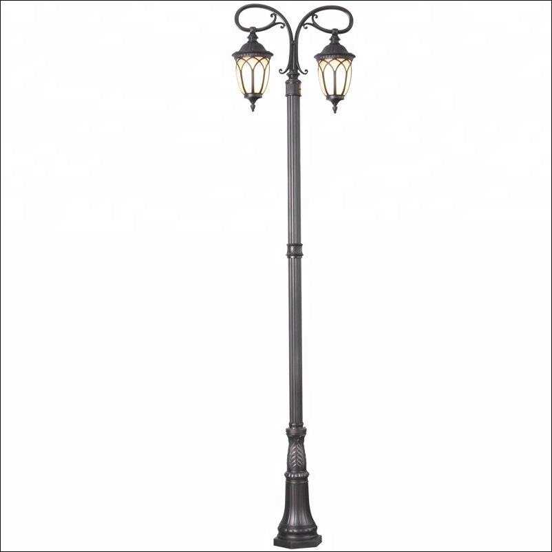 Outdoor-Dekoration antike Laterne, LED Hof Lampe Post